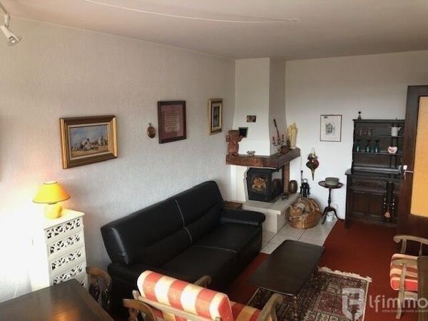 F2 de 52m² Cheminée Véranda Parking privé Dernier étage avec vues