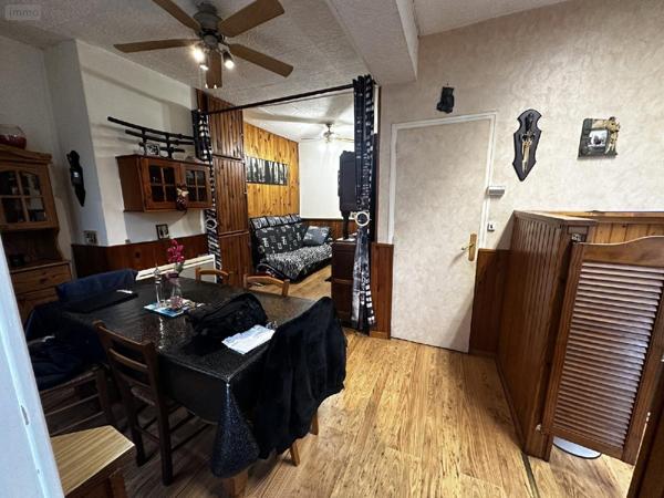 Maison de ville à vendre à Saint-Julien-du-Sault dans l'Yonne (89330), ref : 2400058