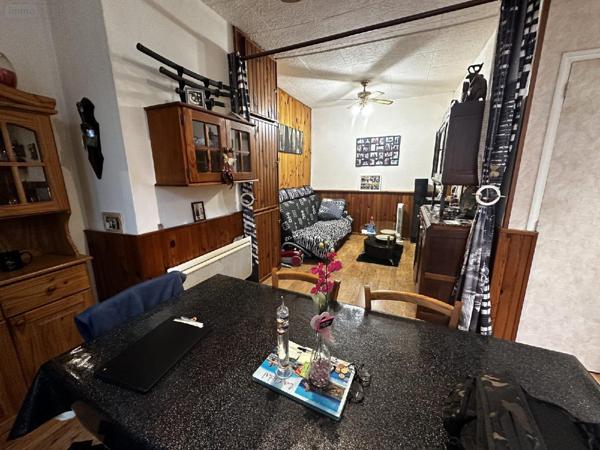 Maison de ville à vendre à Saint-Julien-du-Sault dans l'Yonne (89330), ref : 2400058