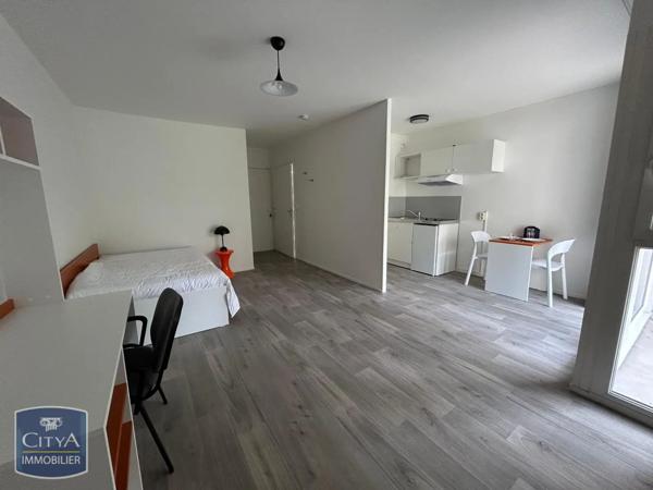 Appartement à louer 1 pièce 32.65m²