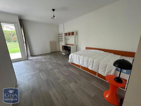 Appartement à louer 1 pièce 32.65m²