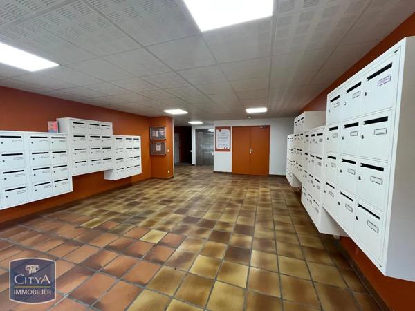 Appartement à louer 1 pièce 32.65m²