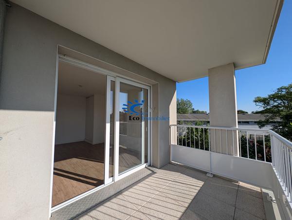LA ROCHELLE QUARTIER LAFOND APPARTEMENT T2 + GARAGE  La rochelle
