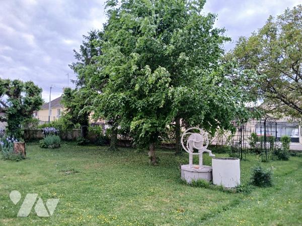 BELLE MAISON D'HABITATION sur sous-sol