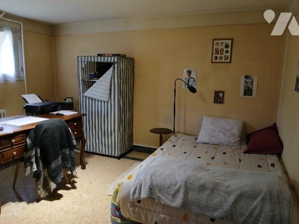 BELLE MAISON D'HABITATION sur sous-sol