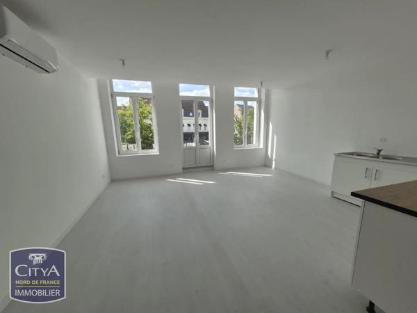 Appartement à louer 3 pièces 99.05m² Saint-Amand-les-Eaux (59230)