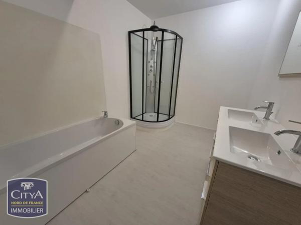 Appartement à louer 3 pièces 99.05m² Saint-Amand-les-Eaux (59230)