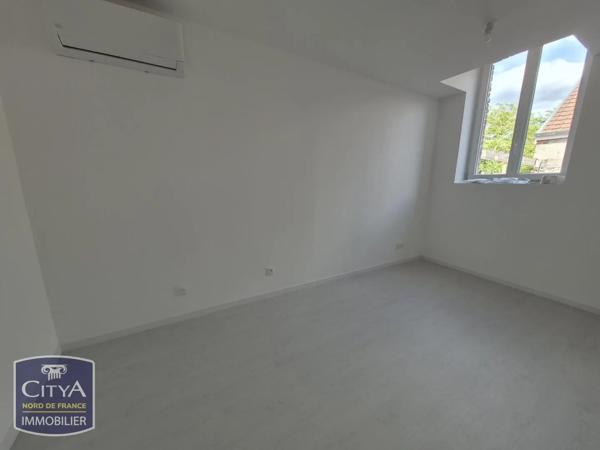 Appartement à louer 3 pièces 99.05m² Saint-Amand-les-Eaux (59230)