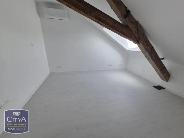 Appartement à louer 3 pièces 99.05m² Saint-Amand-les-Eaux (59230)