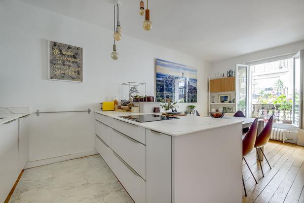 Coup de coeur ? Appartement familial 120m² traversant, 5/6 pièces ? Rue Legendre