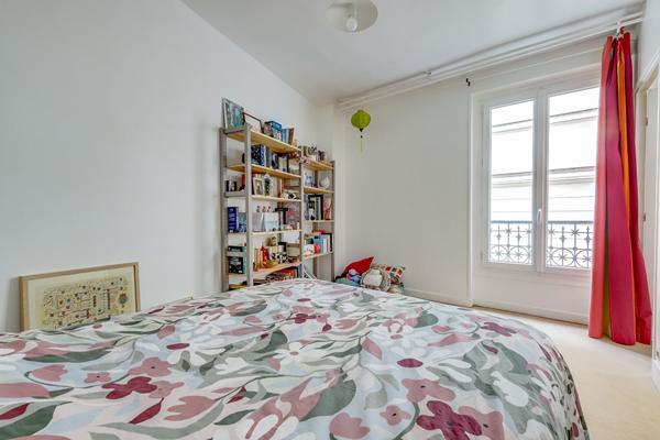 Coup de coeur ? Appartement familial 120m² traversant, 5/6 pièces ? Rue Legendre