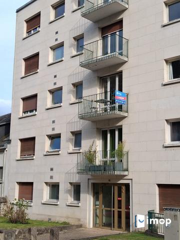 2 pièces En face INSA