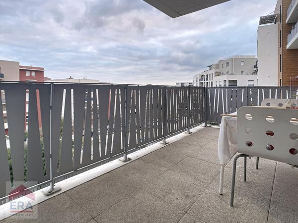 A vendre T2  40 m2  HAUTEUR DU MERLAN - TERRASSE - PARKING PRIVE