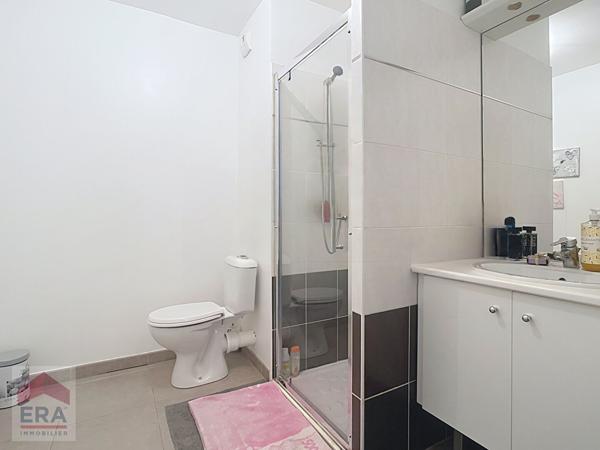 A vendre T2  40 m2  HAUTEUR DU MERLAN - TERRASSE - PARKING PRIVE