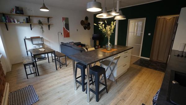 Appartement meublé  3 pièces de 68 m² à Belfort, 2 chambres