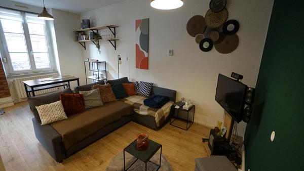 Appartement meublé  3 pièces de 68 m² à Belfort, 2 chambres
