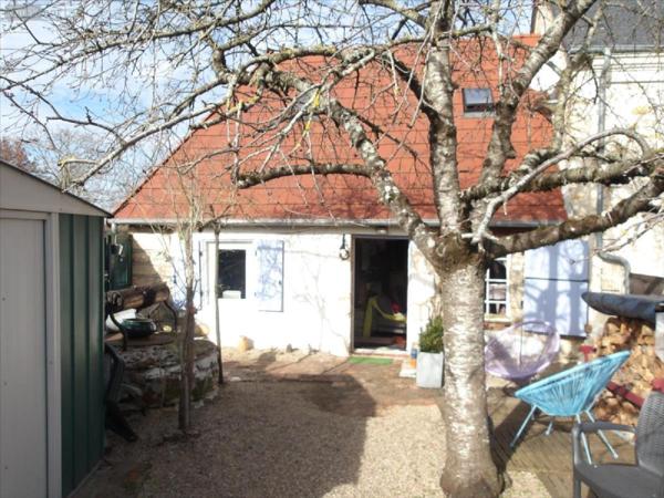 Maison à vendre à Beddes dans le Cher (18370), ref : 23010-112394   
centre bourg