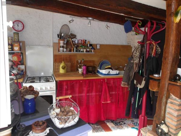 Maison à vendre à Beddes dans le Cher (18370), ref : 23010-112394   
centre bourg