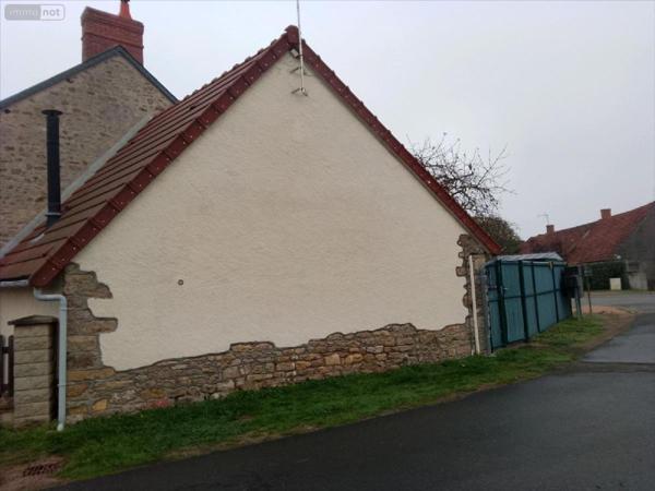 Maison à vendre à Beddes dans le Cher (18370), ref : 23010-112394   
centre bourg