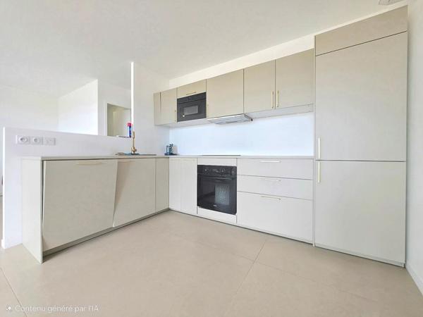 Appartement Le Lavandou 4 pièce(s) 95 m2 A 2 MINUTES DE LA MER