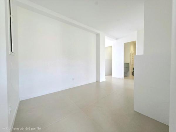 Appartement Le Lavandou 4 pièce(s) 95 m2 A 2 MINUTES DE LA MER