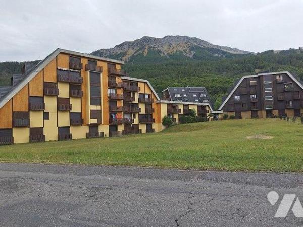 Vente Studio à Montclar