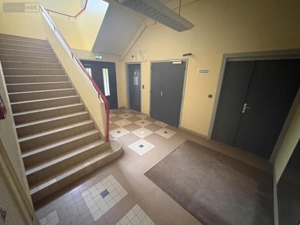 Immeuble à vendre à Soissons dans l'Aisne (02200), ref : 02002-351