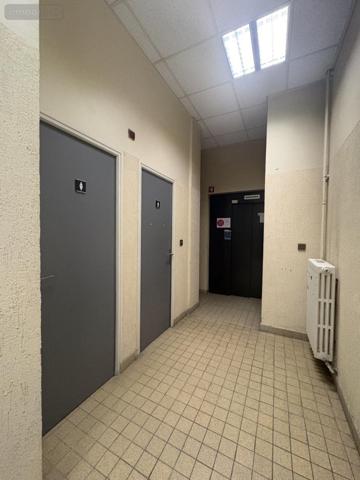 Immeuble à vendre à Soissons dans l'Aisne (02200), ref : 02002-351