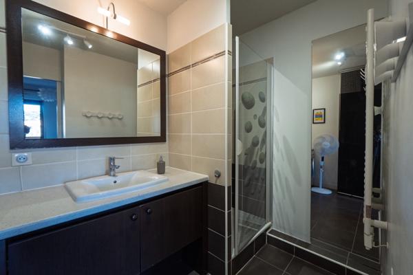Appartement de type 2 de 46 m² avec terrasse de 18,69 m² à Sète