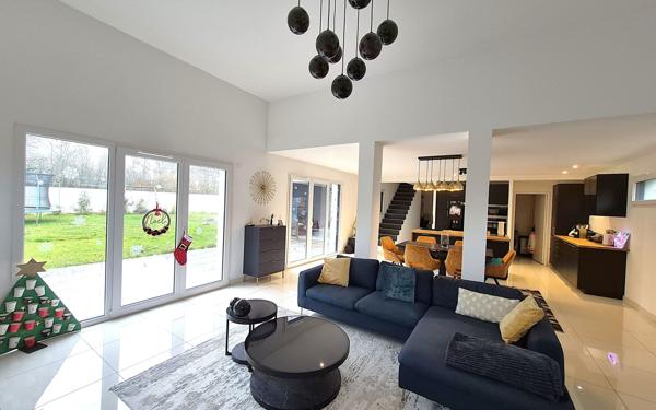 Maison à vendre    5 pièces •  Chaumes-en-Brie