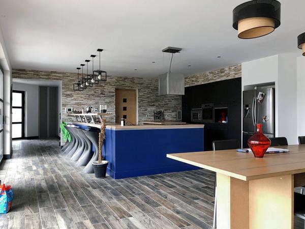 Maison 5 pièces - 234 m²