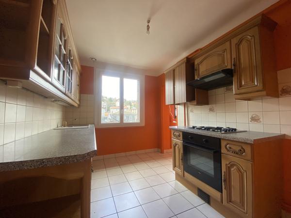 Opportunité à saisir 96m2 au centre ville Bellegarde