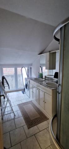 À vendre - Appartement, 3 pièces situé à Le Grand-Lucé (72150)