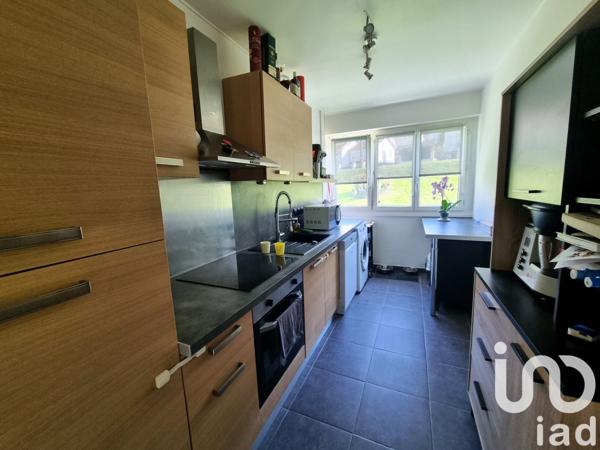 Appartement 3 pièces de 67 m² à Corbeil-Essonnes (91100)