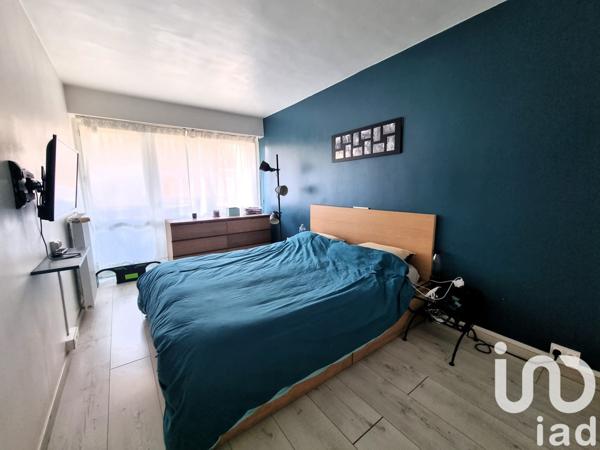 Appartement 3 pièces de 67 m² à Corbeil-Essonnes (91100)