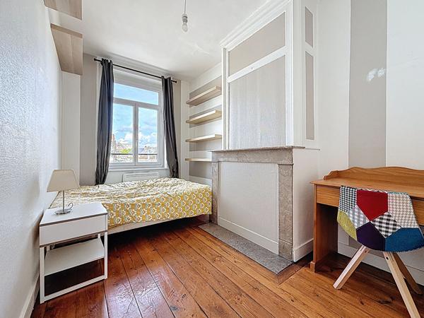 Appartement à louer  - T3 meublé dernier étage - Hypercentre