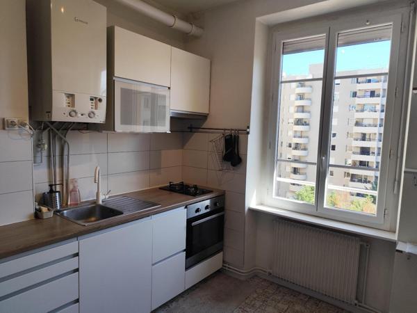 Appartement 2 pièces de 42 m² à Villeurbanne