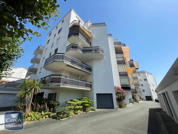 Appartement à louer 2 pièces 37.4m² Royan (17200)