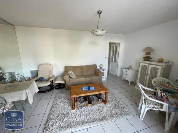 Appartement à louer 2 pièces 37.4m² Royan (17200)