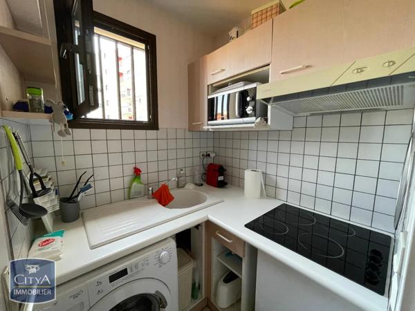 Appartement à louer 2 pièces 37.4m² Royan (17200)