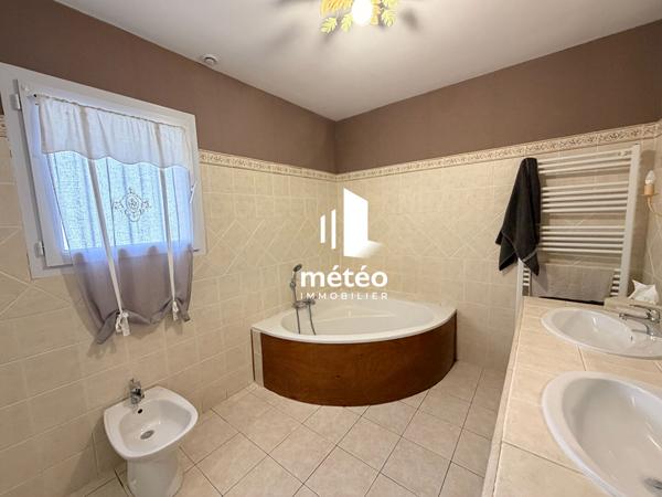 Maison plain pied – 4 chambres – 150 m²