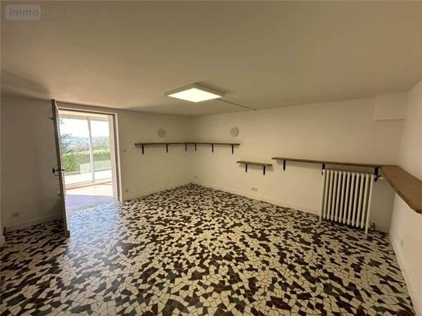 Maison individuelle à vendre à Vendat dans l'Allier (03110), ref : 2023/795-03020