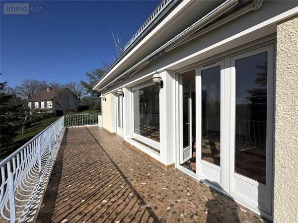 Maison individuelle à vendre à Vendat dans l'Allier (03110), ref : 2023/795-03020