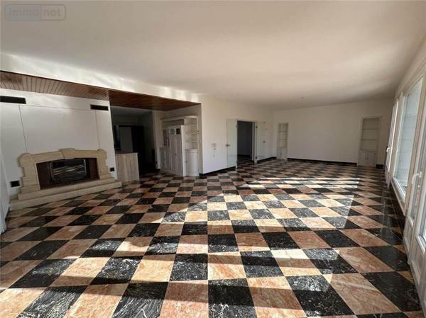 Maison individuelle à vendre à Vendat dans l'Allier (03110), ref : 2023/795-03020