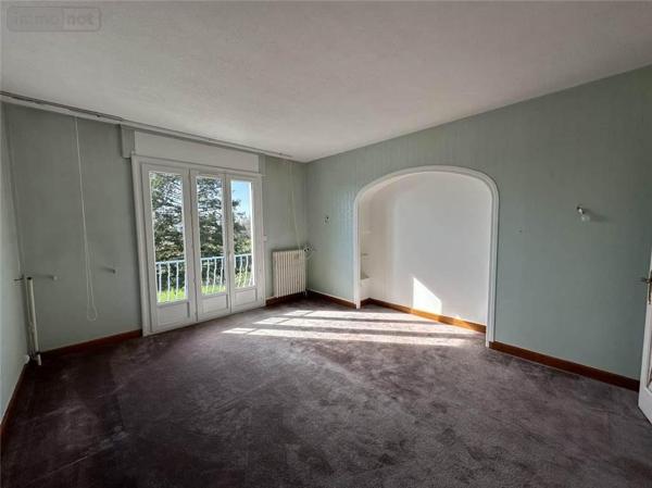 Maison individuelle à vendre à Vendat dans l'Allier (03110), ref : 2023/795-03020