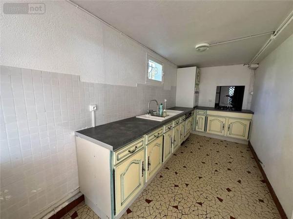 Maison individuelle à vendre à Vendat dans l'Allier (03110), ref : 2023/795-03020