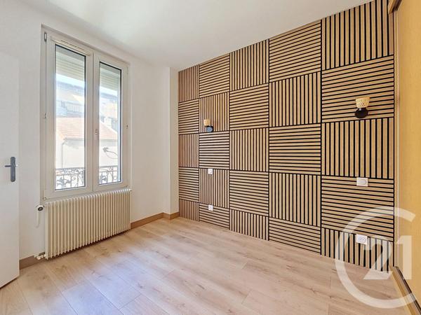 Maison à vendre  4 pièces - 77,50 m 2   VILLEJUIF  - 94