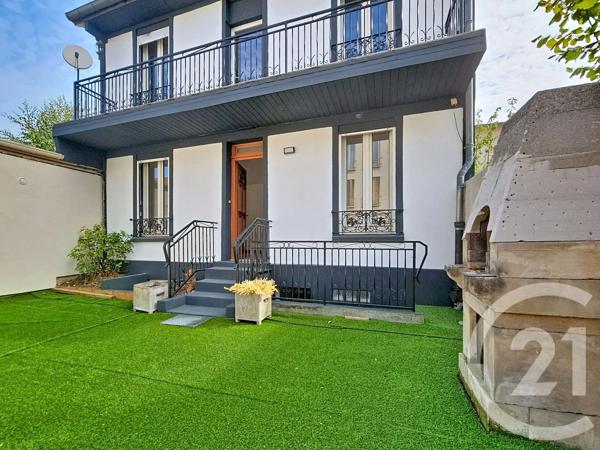 Maison à vendre  4 pièces - 77,50 m 2   VILLEJUIF  - 94