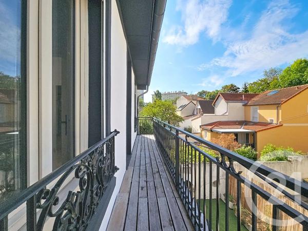 Maison à vendre  4 pièces - 77,50 m 2   VILLEJUIF  - 94