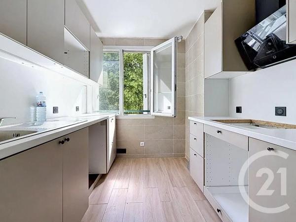 Appartement F4 à vendre  4 pièces - 58,40 m 2   CLICHY SOUS BOIS  - 93